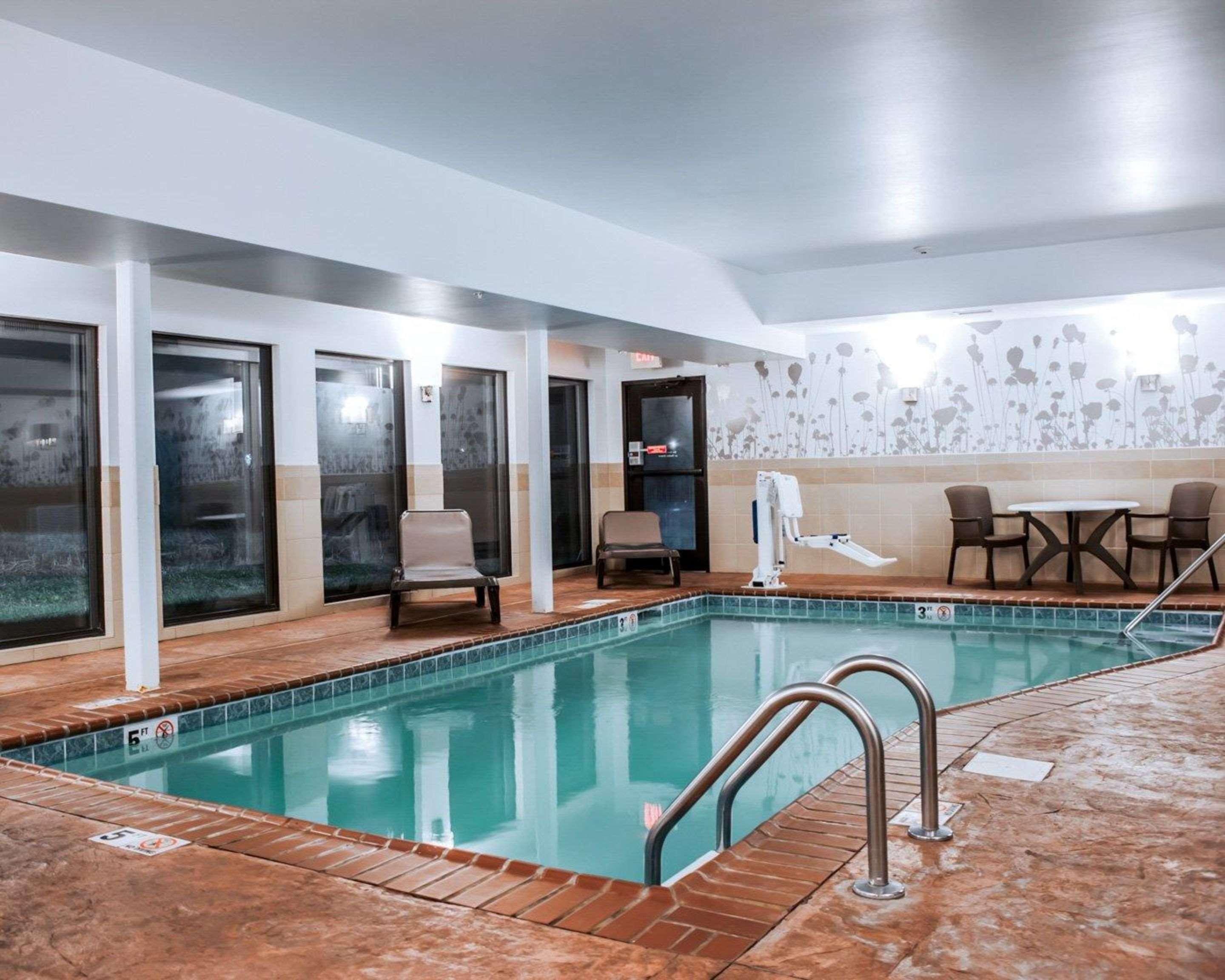 Sleep Inn & Suites Fort Campbell Oak Grove Eksteriør bilde